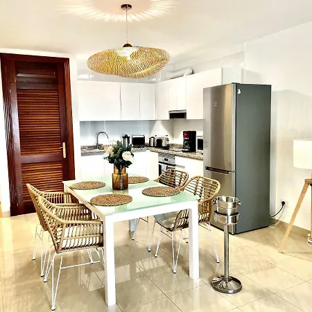 422 Quiet, Beautiful Flat With Sea View Playa Paraíso