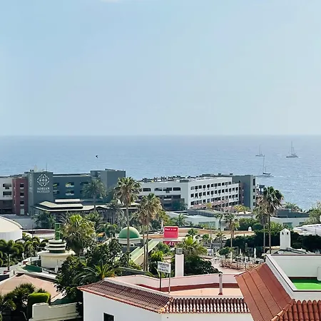 422 Quiet, Beautiful Flat With Sea View דירה *