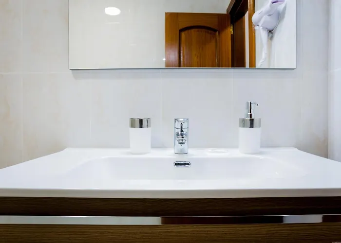 422 Quiet, Beautiful Flat With Sea View דירה